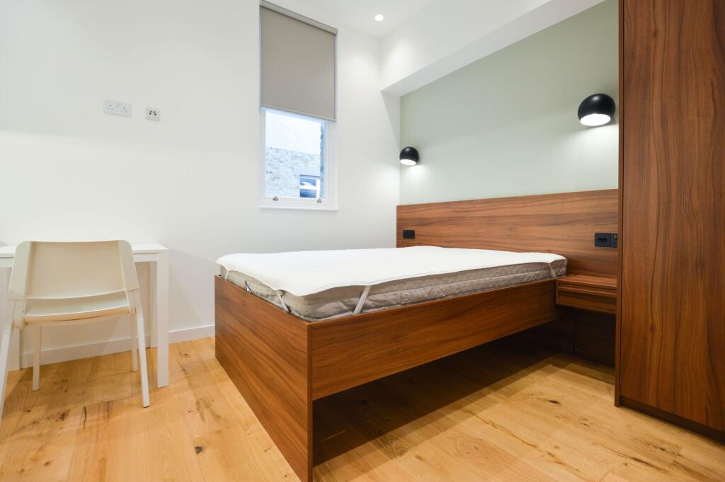 Main image of property: Room B 242 Hornsey Road, Holloway
