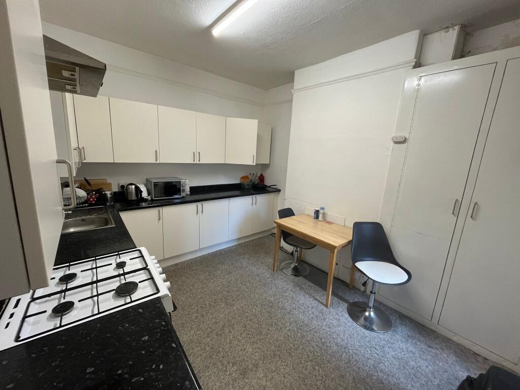 House in Exeter - View 3