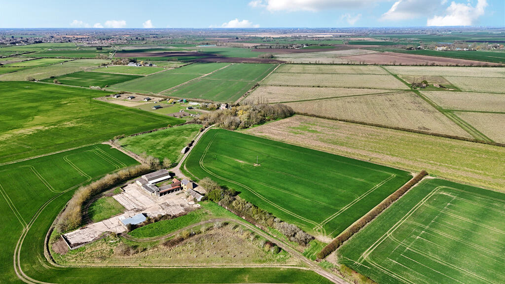 Main image of property: Norris Farm, Meadow Road, Willingham, Cambridge, Cambridgeshire, CB24 5JL