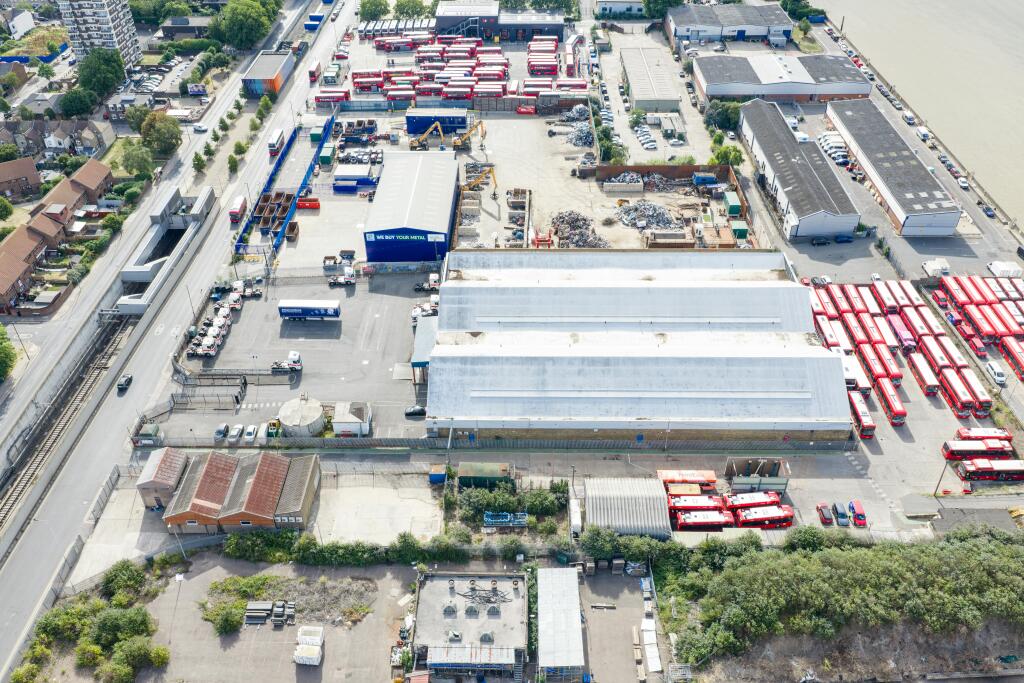 unit 8 Standard Industrial Estate 64.jpg