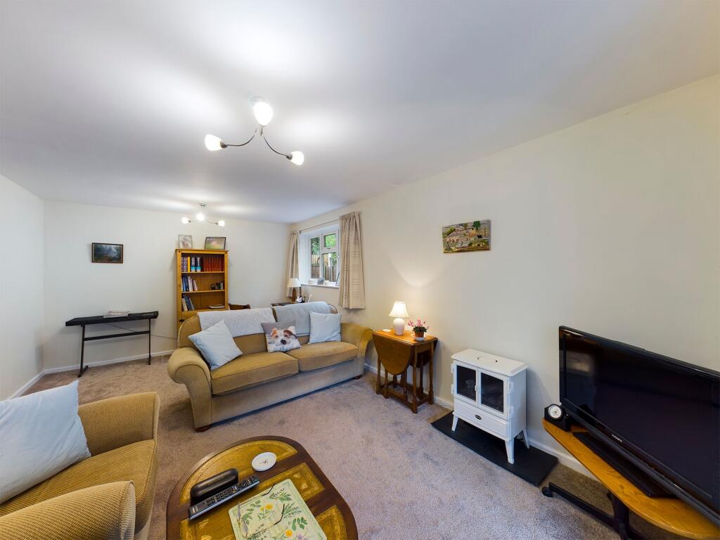 Godsons Close, Tenbury Wells, WR15 photo 4