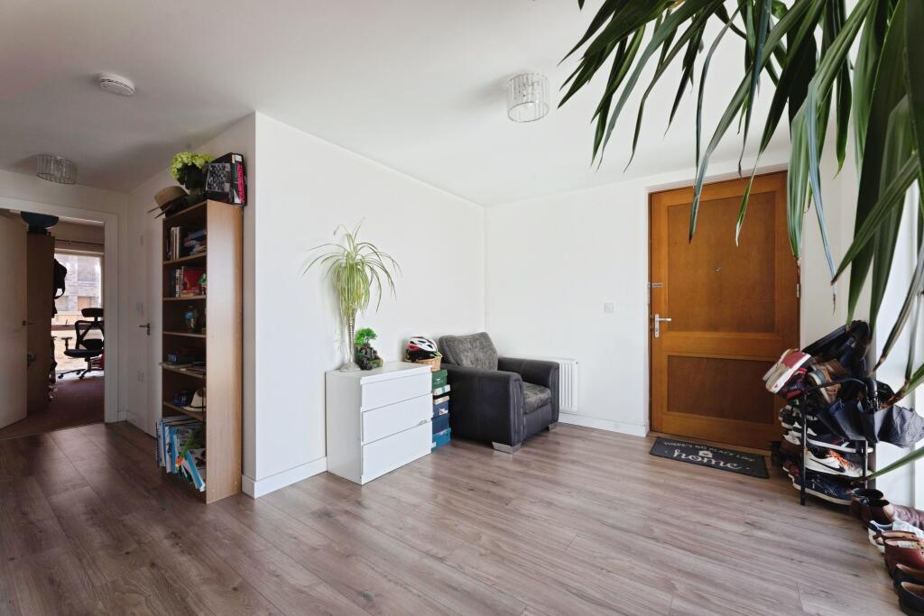 1 Ketch Street, Barking, IG11 photo 3