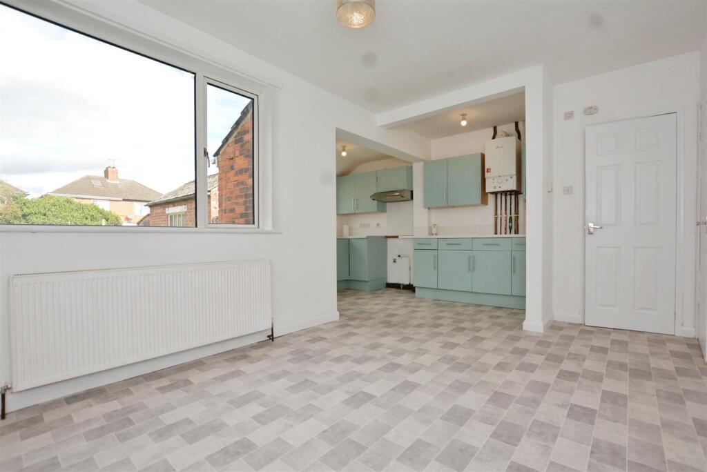 House in Doncaster - View 3