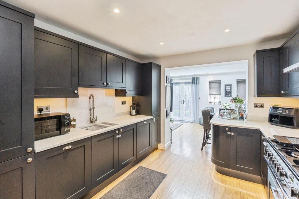 House in Wigan, Greater Manchester - More