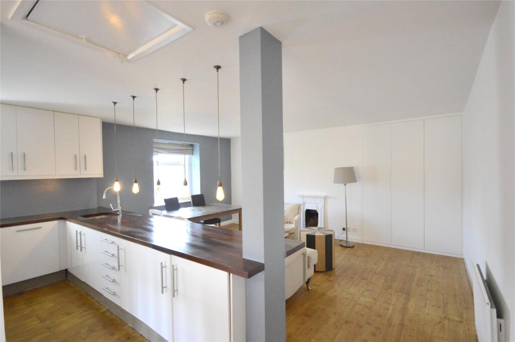 Main image of property: Thornton Avenue, London, SW2