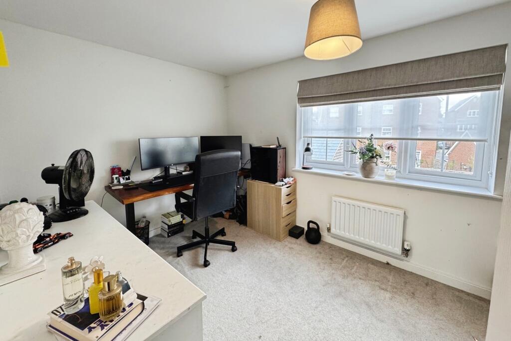 House in Reading - View 5