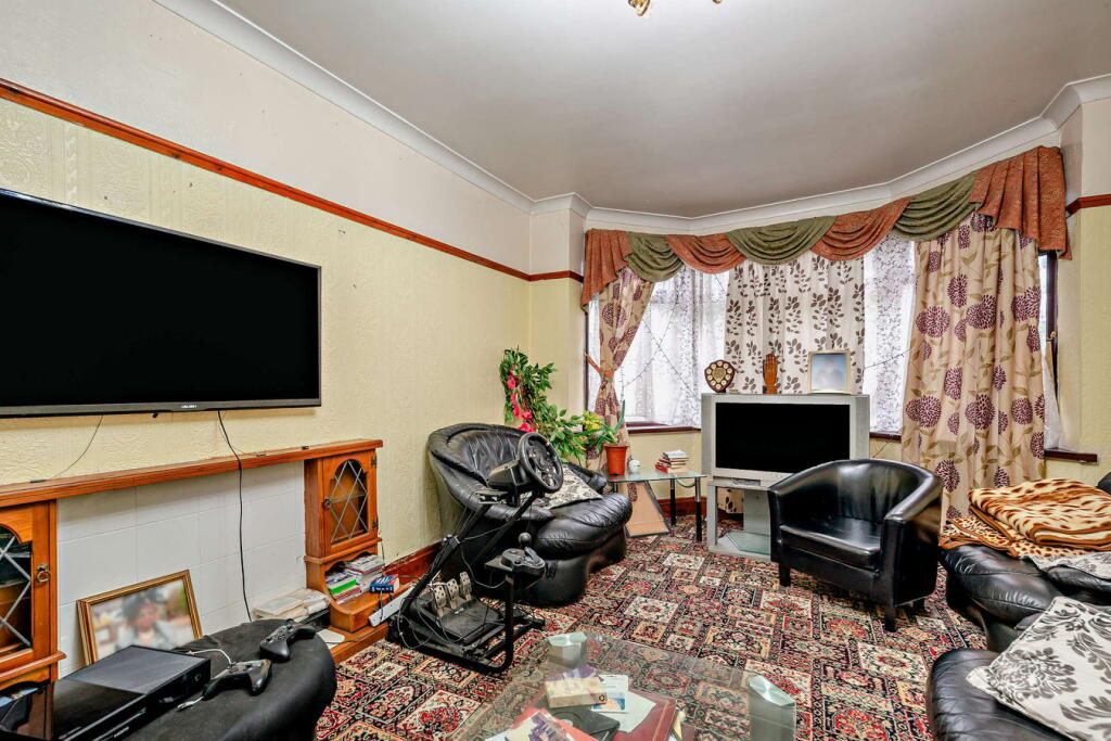 Additional image 12 of Joinings Bank, Oldbury, B68