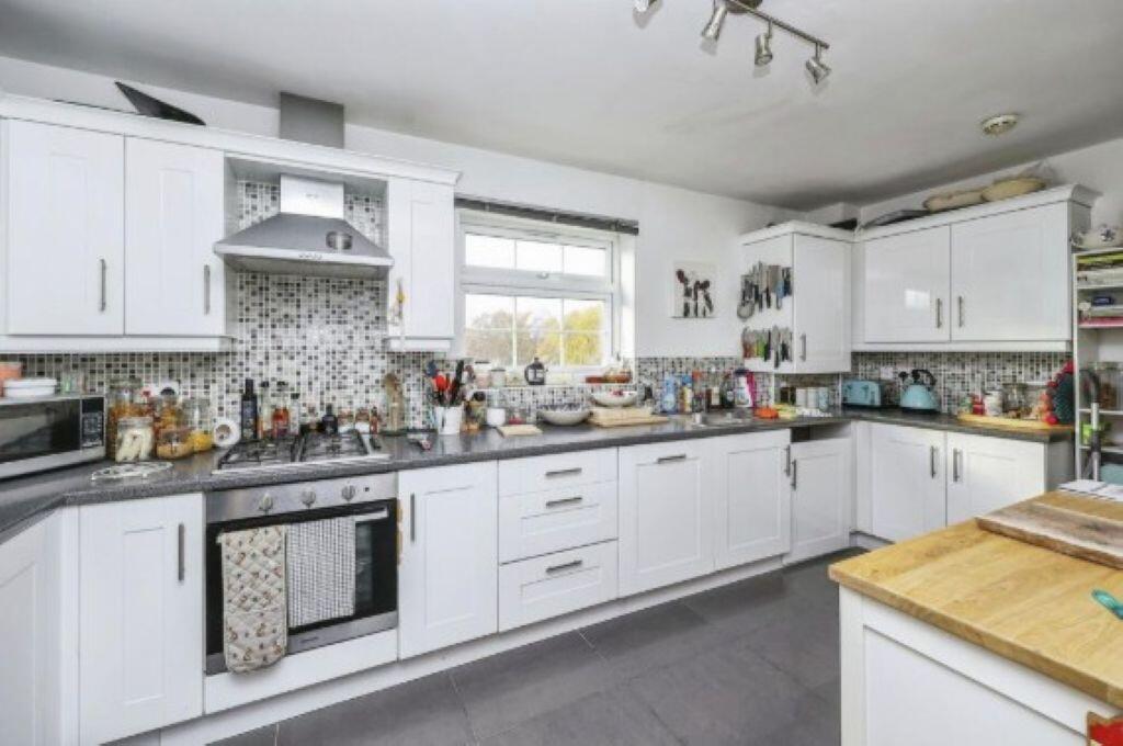 Apartment in Nottingham - More