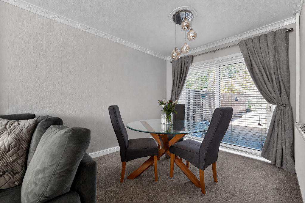 House in Birmingham, West Midlands - More