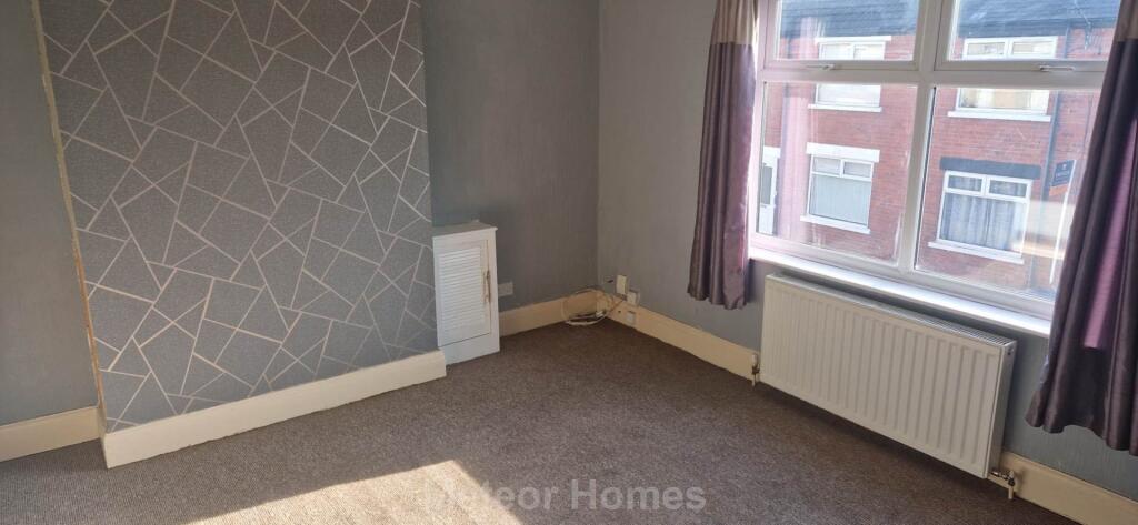 Henry Street, Grimsby photo 2