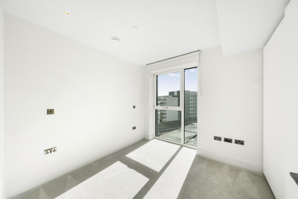 Apartment in London - View 5