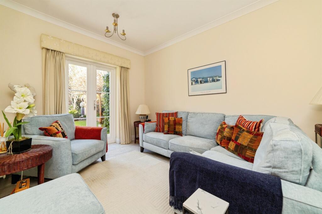 Additional image 6 of Devon Mead, Hatfield