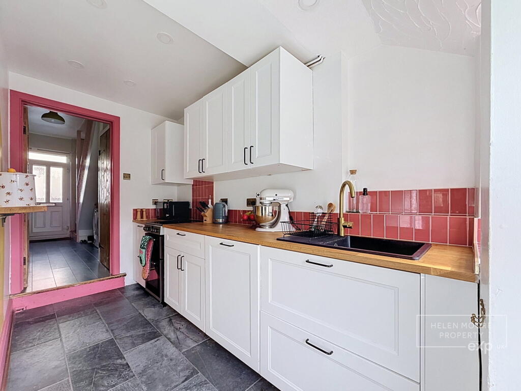 House in Plymouth - View 5