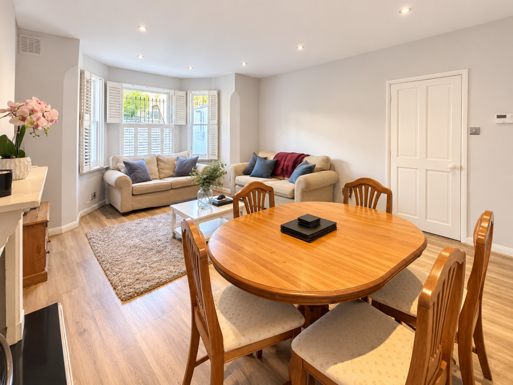Apartment in London - View 3