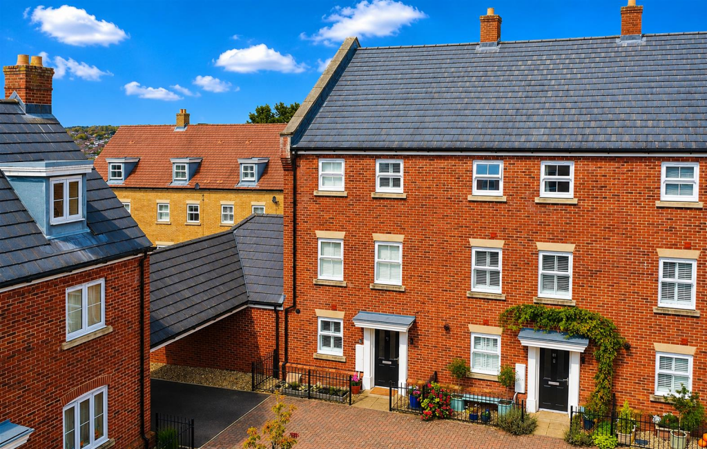 Main image of property: Apsley, Hemel Hempstead HP3