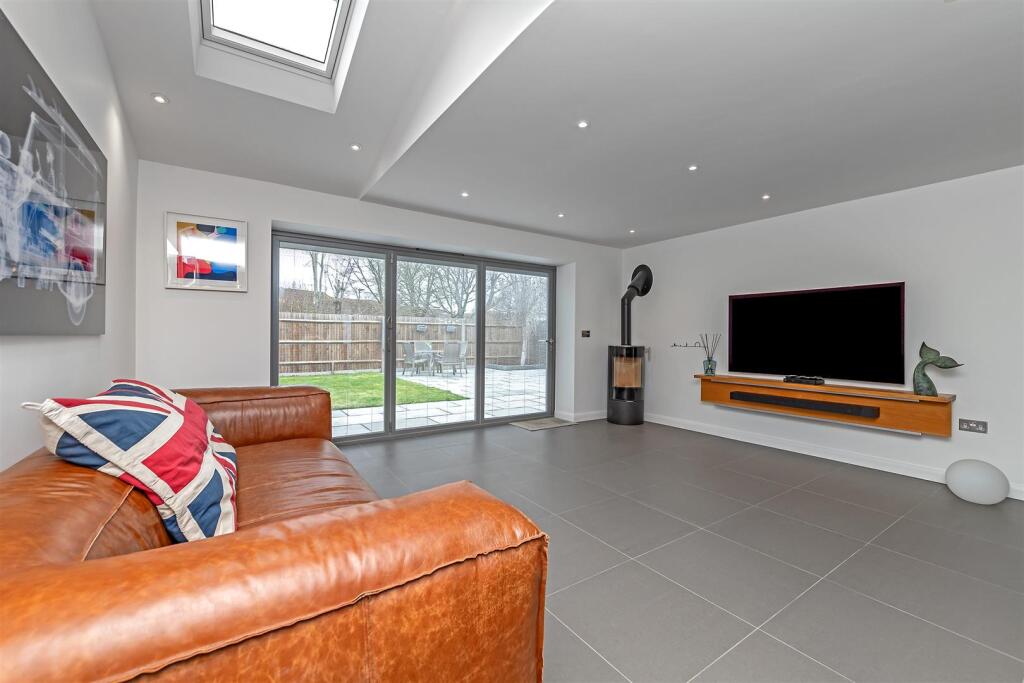 Additional image 10 of Gladeside, St. Albans