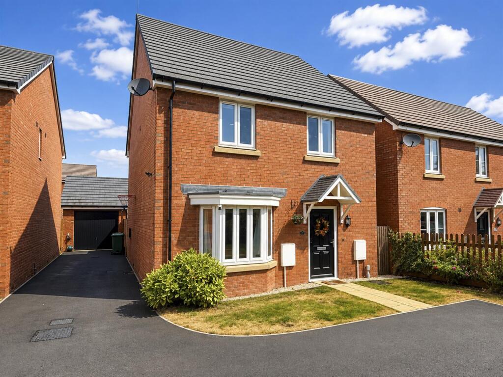 Main image of property: Hebridean Gardens, Kingstone, Hereford