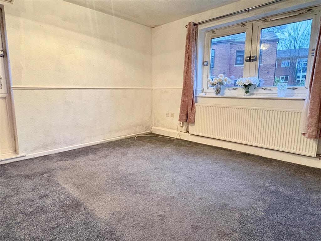 Henshaw Street, Oldham, Greater Manchester, OL1 photo 2