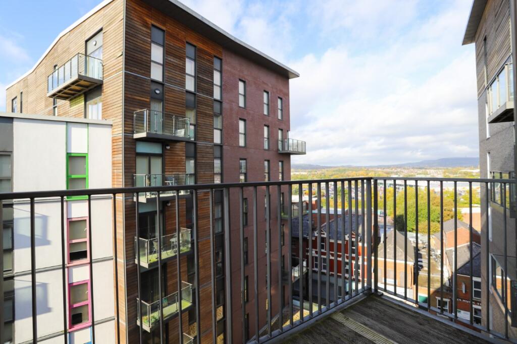 Apartment in Bolton - View 4