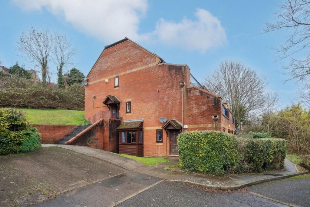 Main image of property: Gandon Vale, High Wycombe, HP13