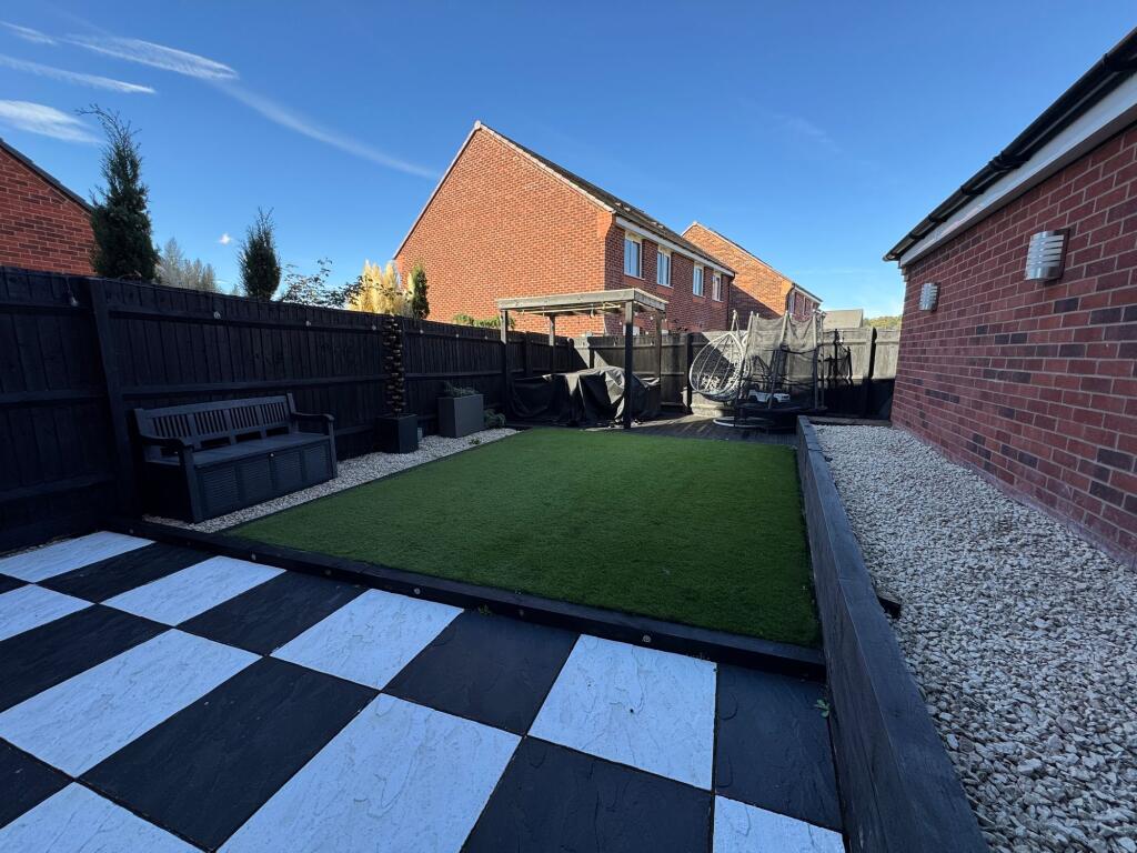 House in East Staffordshire, The Coopers, Branston - View 4