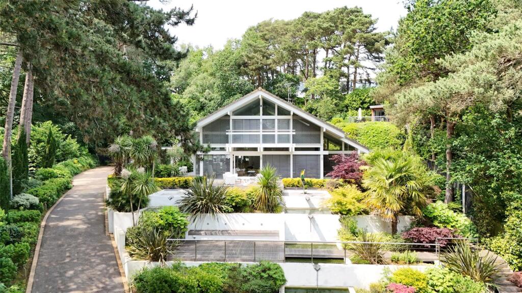 Bingham Avenue, Poole, Dorset, BH14