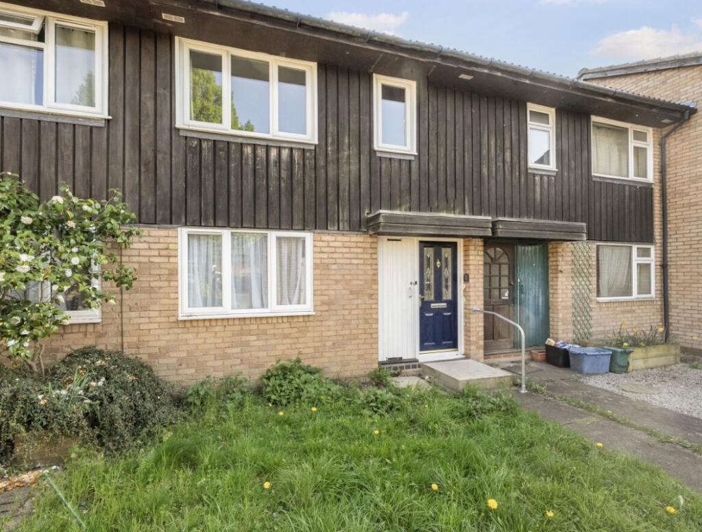 Main image of property: 29 Denning Close, Hampton, Middlesex, TW12 3YT