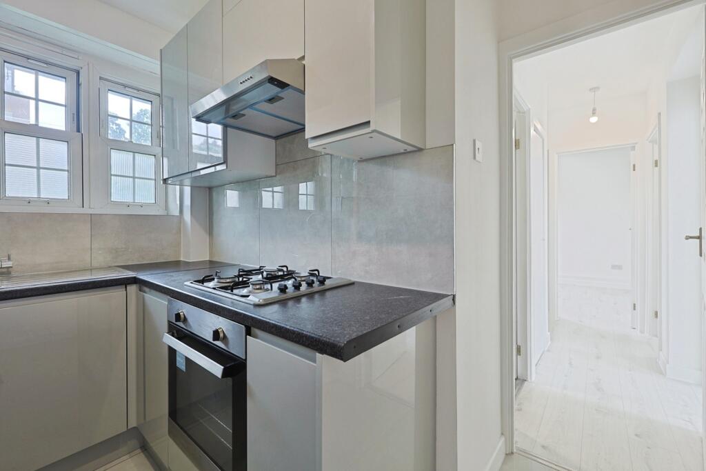 Apartment in London - More