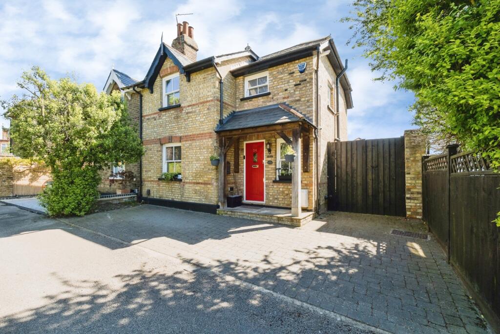 Main image of property: Chestnut Walk, WOODFORD GREEN, Essex, IG8