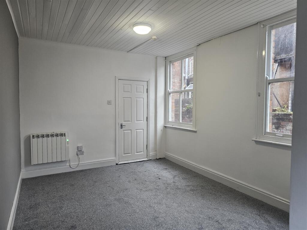 House in Hull - More