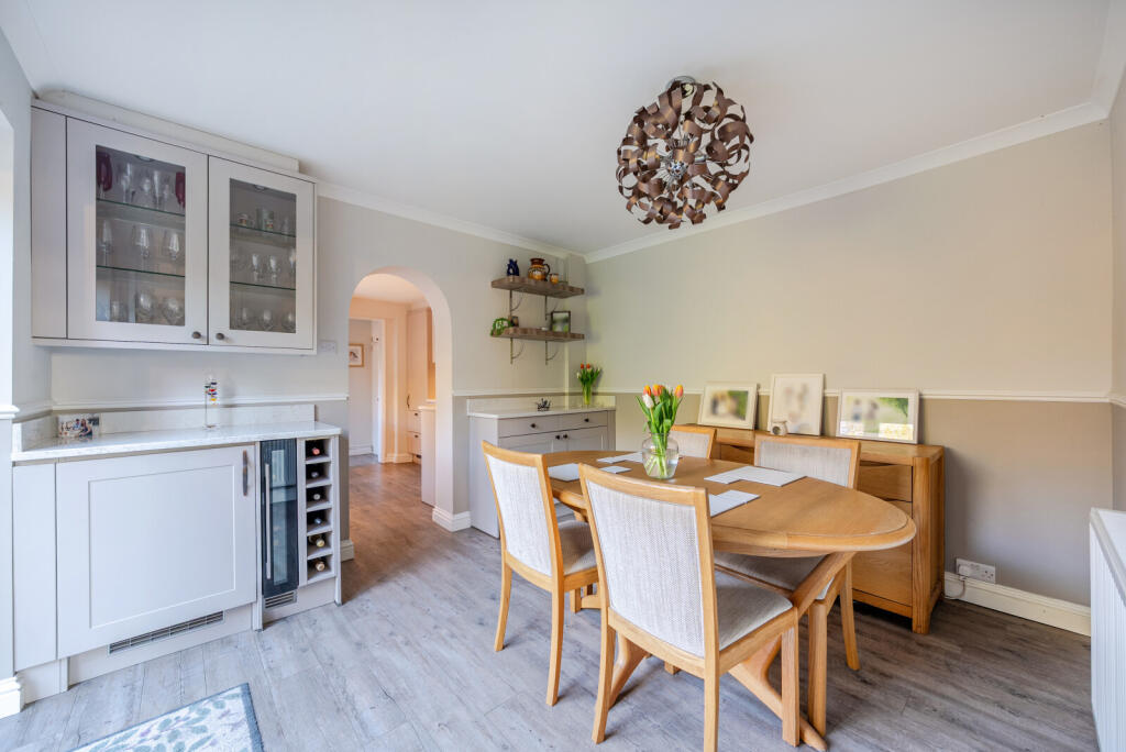 House in Guildford, Normandy - View 5
