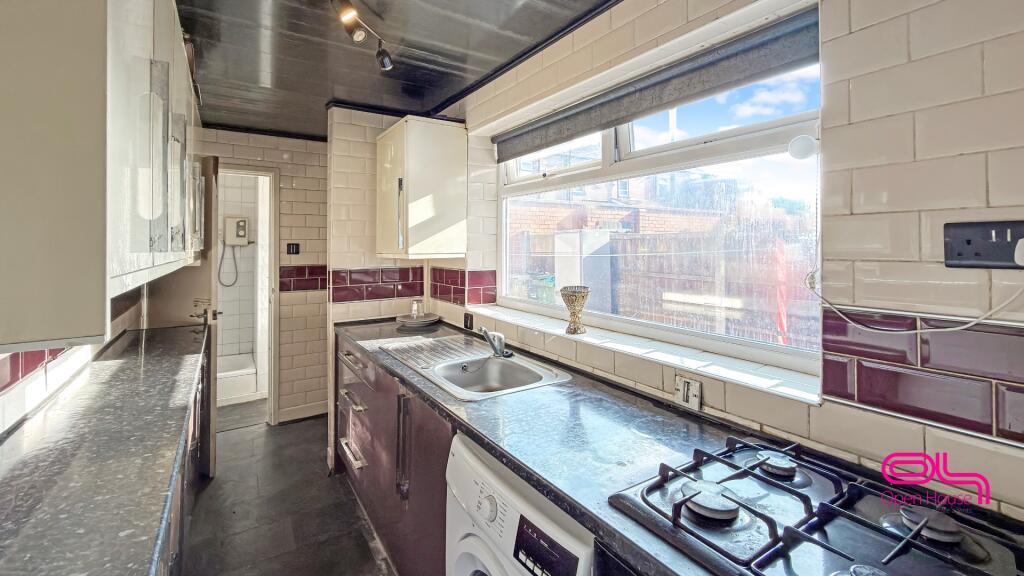 House in Bolton, Great Lever - View 4