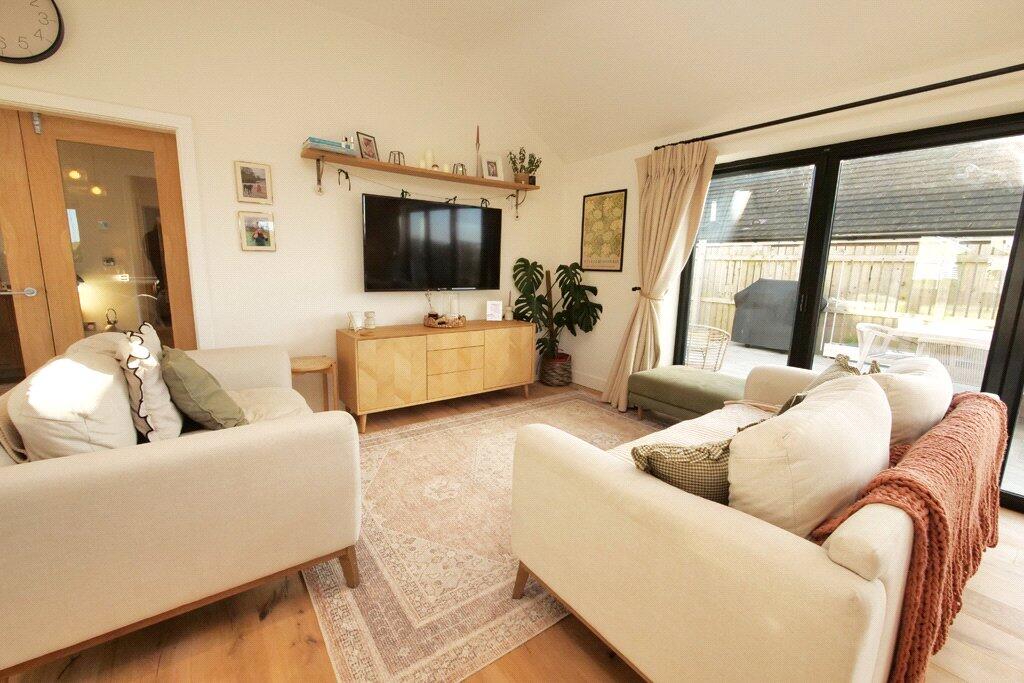 House in Embsay - More