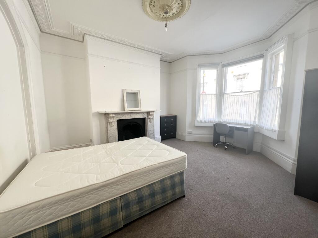 House in Bath, Kingsmead - View 2