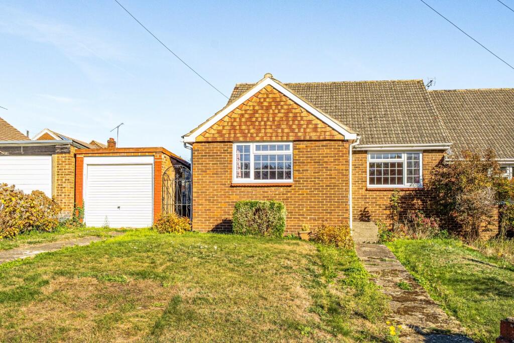 Cooper Road, Snodland photo 3