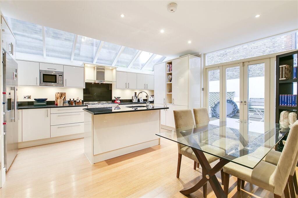 Main image of property: Lysia Street, London, SW6