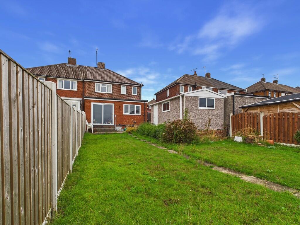 House in Rotherham, Whiston - View 4