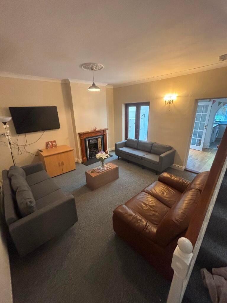 Main image of property: Dereham Road, Norwich, NR2 3UX