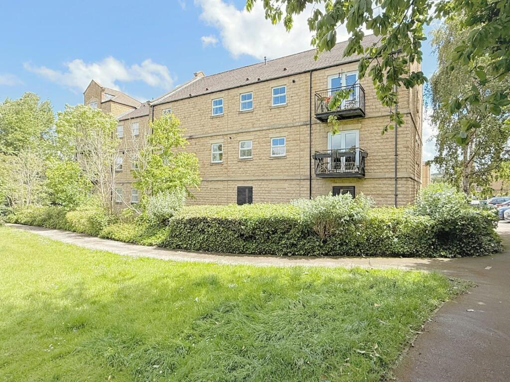 Main image of property: Narrowboat Wharf, Rodley, LS13