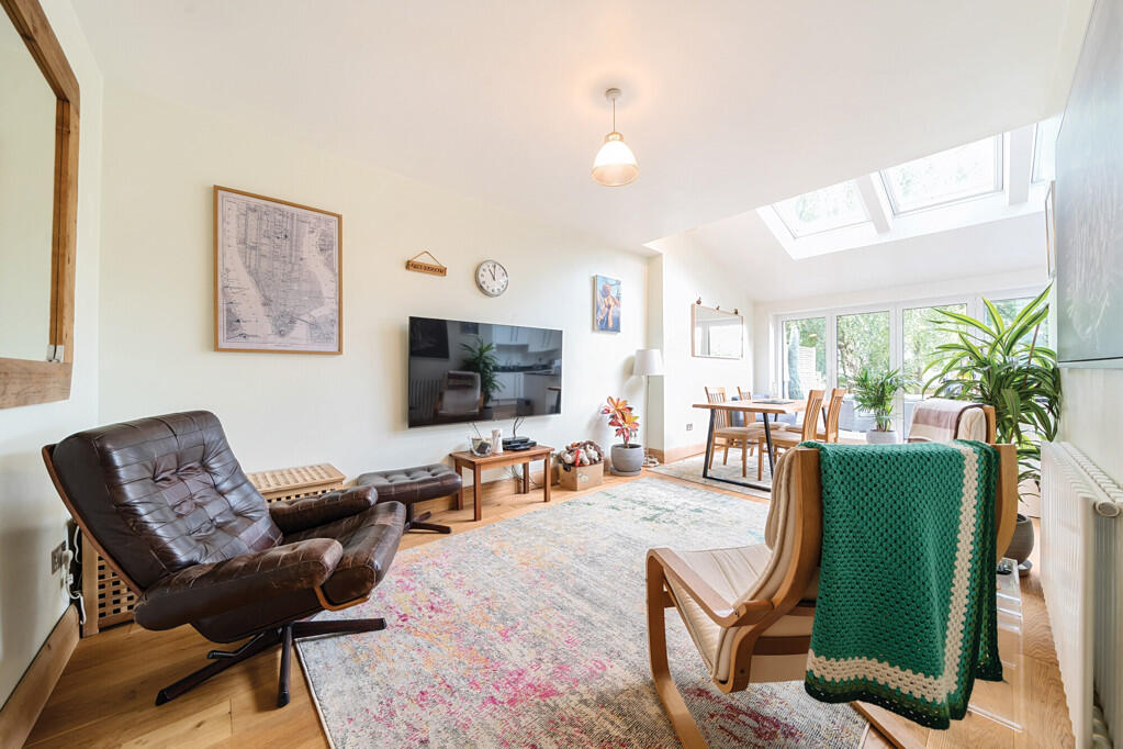 Cornwall Road, Ruislip, Middlesex photo 3