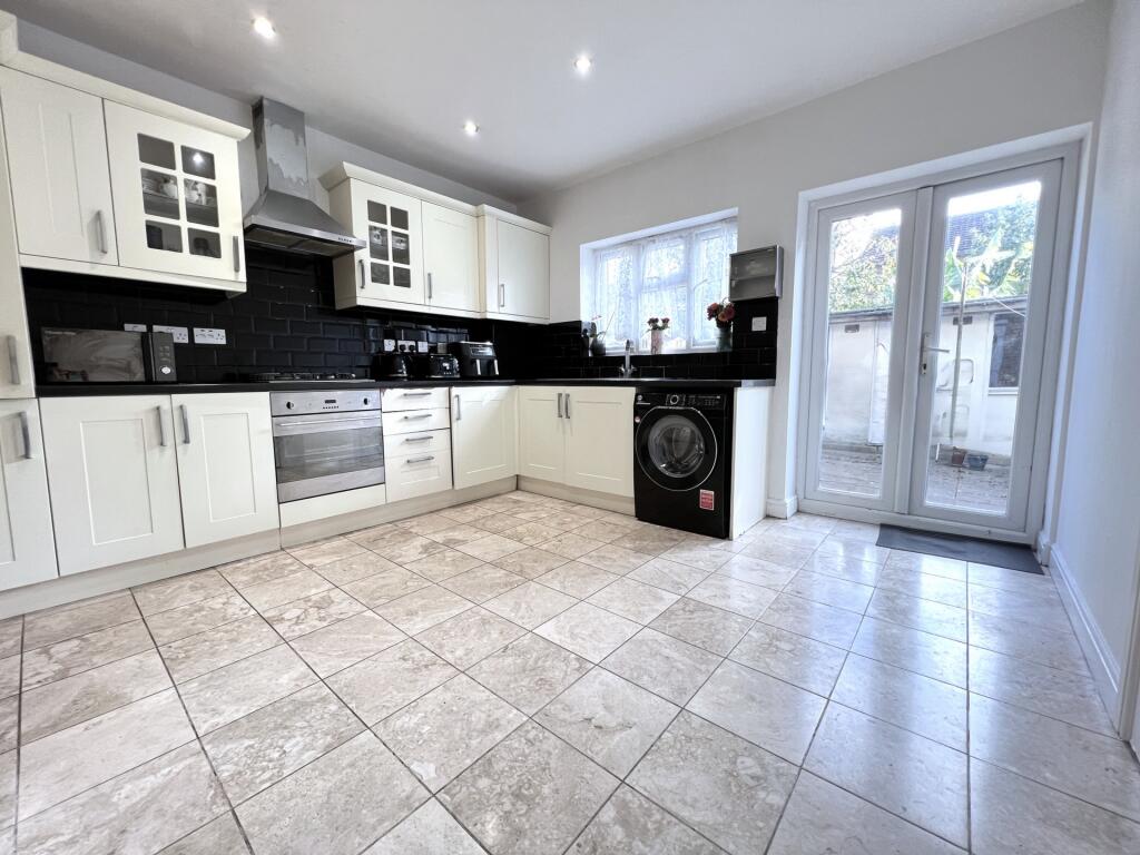 Main image of property: Clements Road, East Ham, E6