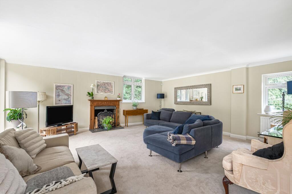 House in Guildford - View 5