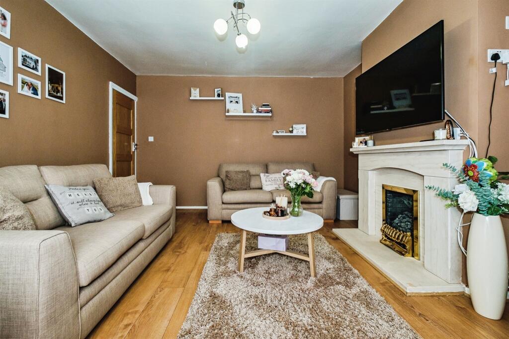 Main image of property: Upper Brighton Road, Sompting, Lancing