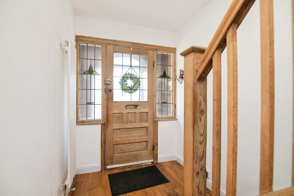 House in Dudley, West Midlands - More