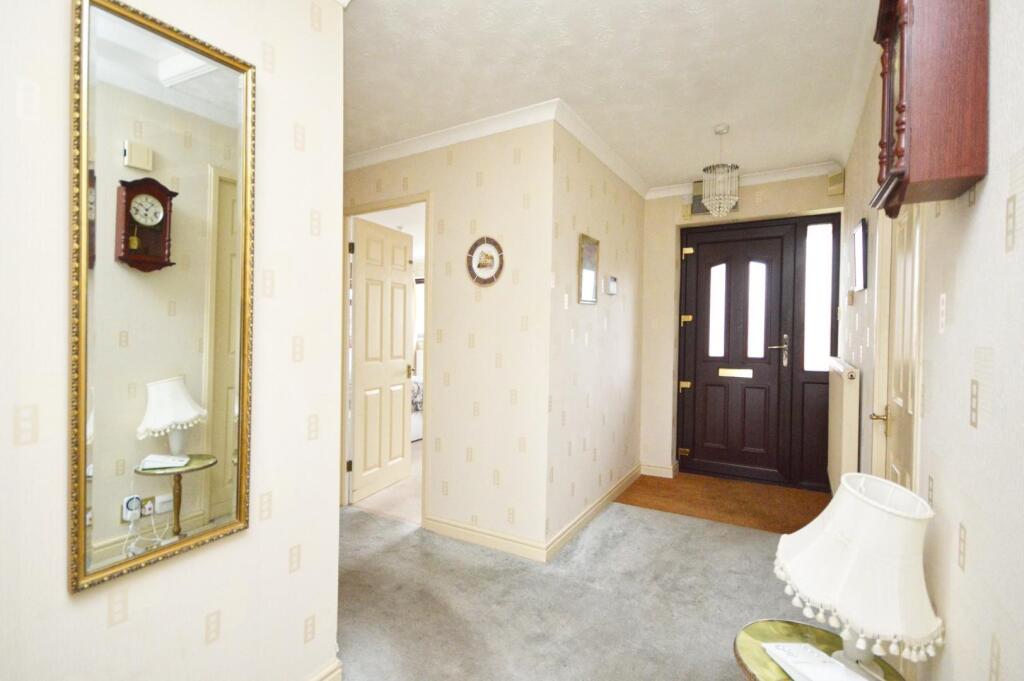Hardington Drive, Keynsham, Bristol photo 2