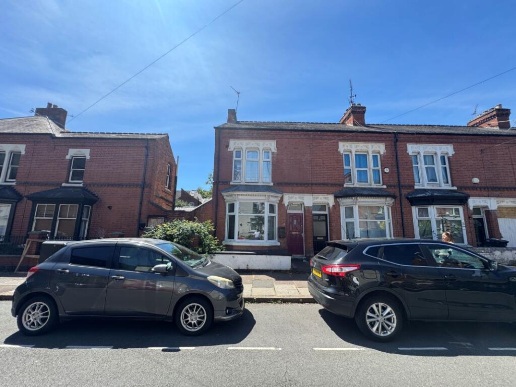 Main image of property: 27 Roman Street, Leicester, LE3 0BD