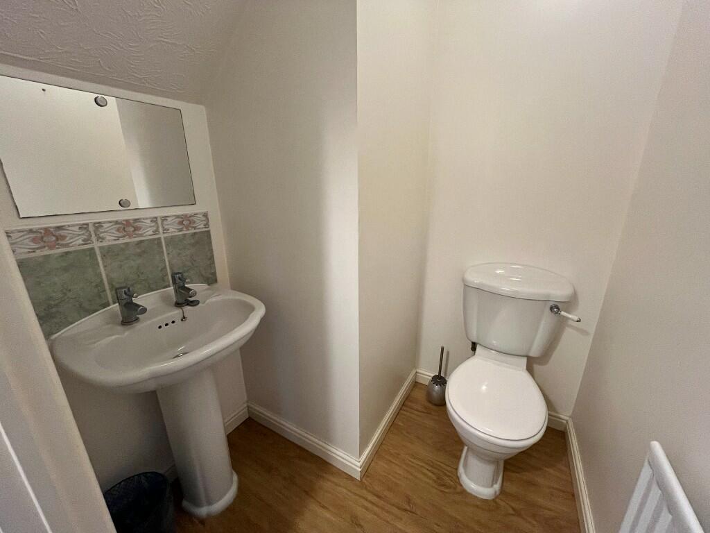 1 bedroom house share for rent