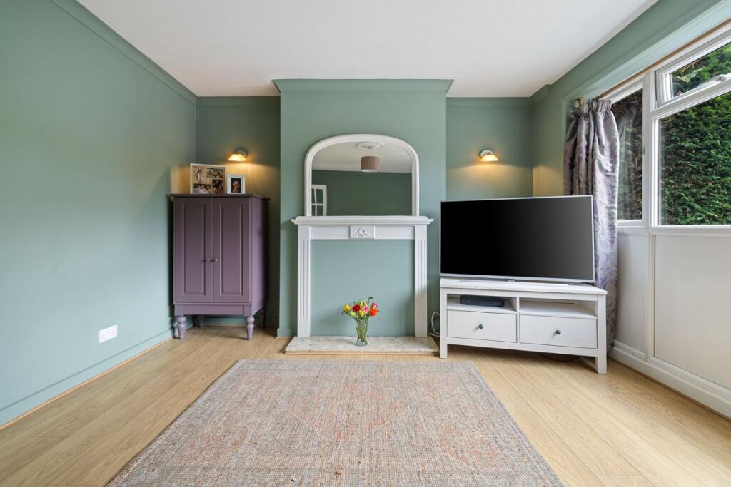 House in Guildford - View 3