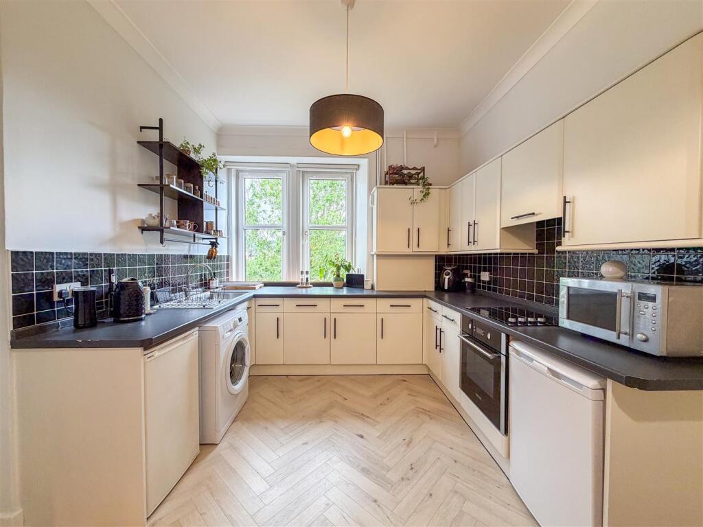 Langside Road, Bothwell, Glasgow - View 6