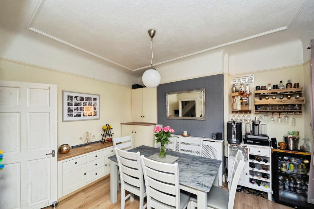 House in Wirral, Liverpool City Region - View 5